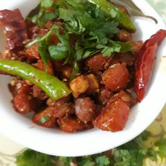 A picture of Kale Chane (black gram).