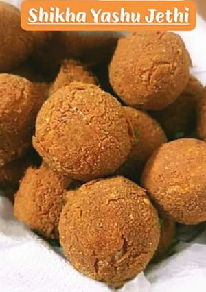 A picture of Hung Curd Pops.