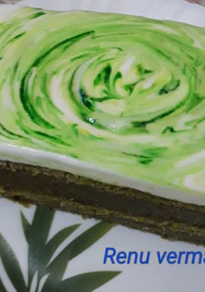 A picture of Palak cake.