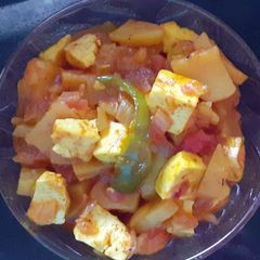A picture of Paneer potato sabzi.