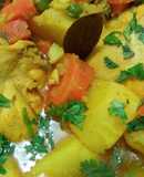 Guiso de pollo con cúrcuma a lo Carmelita