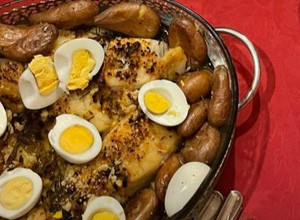 Foto de Bacalhau no forno com Batatas e Broa