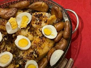 Bacalhau no forno com Batatas e Broa