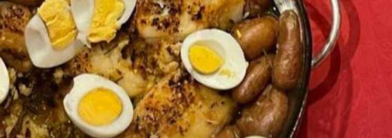 Bacalhau no forno com Batatas e Broa