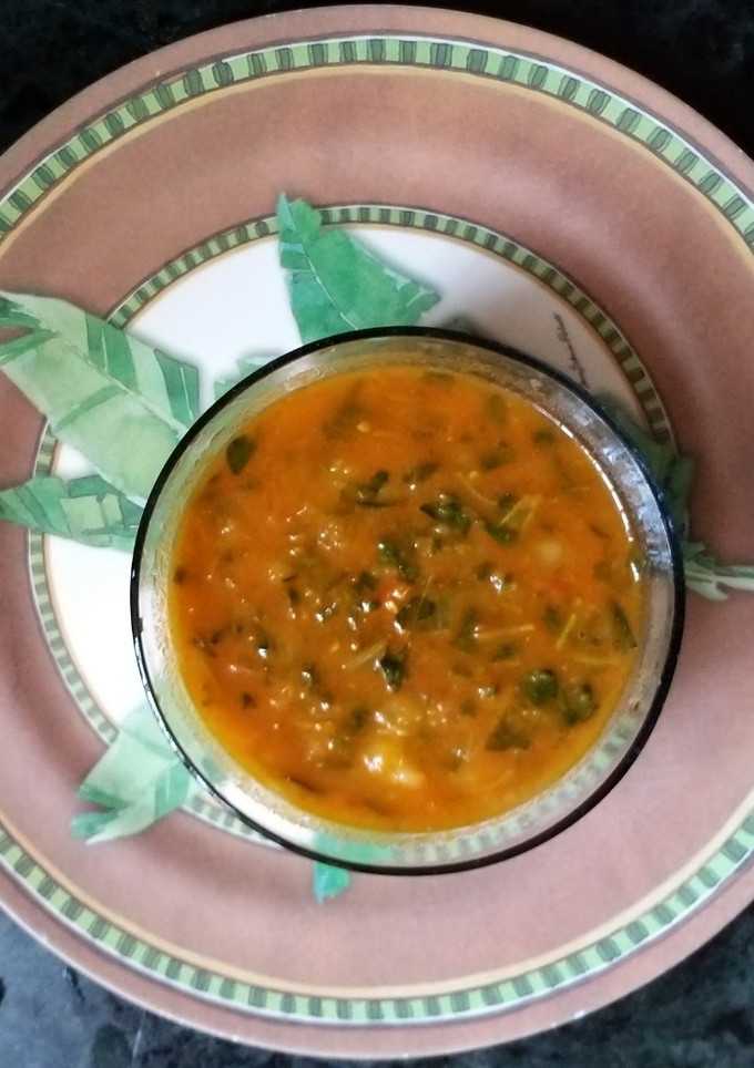 வெந்தயக்கீரை குழம்பு செய்முறை முக்கிய புகைப்படம்
