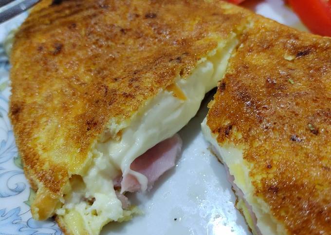 Omelette de jamón, queso y cebolla deshidratada Receta de Valentina -  Cookpad