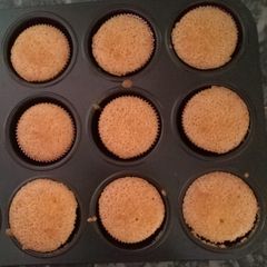 A picture of Vanilla cup cake.