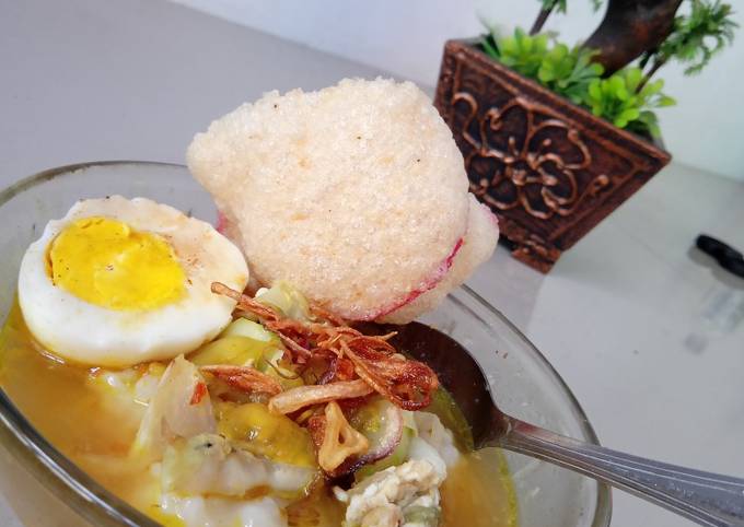 Bubur ayam sederhana tanpa daging ayam