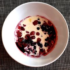 A picture of Sweet berries.