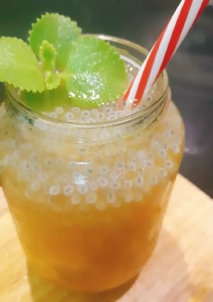 รูปของ Iced Sunshine Cold Brew Tea ชามะม่วง 🥭🍊เขียวหวานสกัดเย็น
