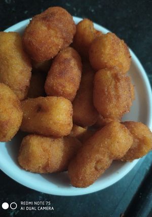 A picture of Potato Nuggets.