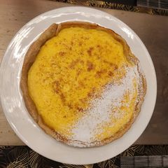 A picture of Egg custard tart. (Optional nutmeg) Simple. Easy. WOW 🥰.