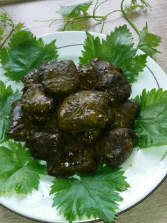 عکسی از دستور دلمه برگ مو