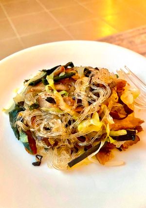 Hình của món Miến Xào Rong Biển.
