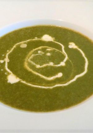 Une photo de Velouté aux fanes de navets