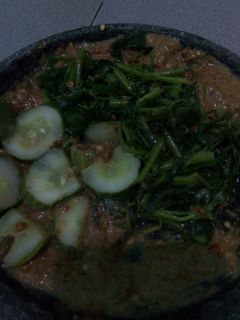 Foto resep Lotek kangkung timun