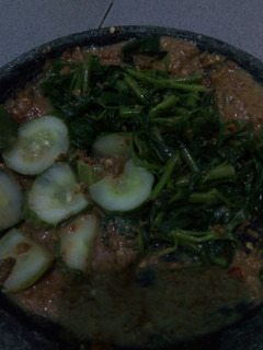 Foto resep Lotek kangkung timun
