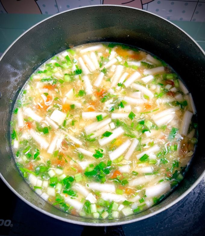 Hình của món Canh nấm nấu đậu hũ non.