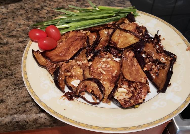 Eggplant 🍆 with garlic and vinegar 😋