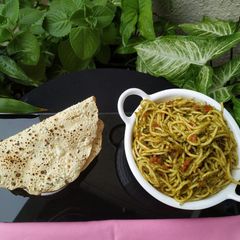 A picture of Sail noodles.
