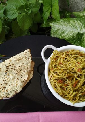 A picture of Sail noodles.