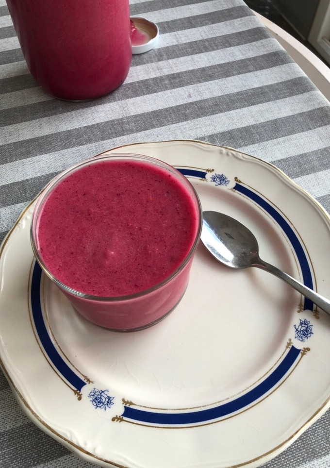 Una foto de Gazpacho de remolacha