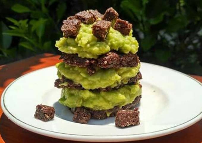 Kurma Avocado Cookies