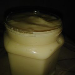 A picture of Condensed milk.
