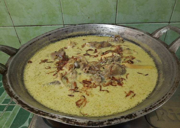 Bagaimana mengolah Ayam kampung santan Lezat