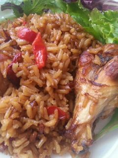 Una foto de Arroz con pollo