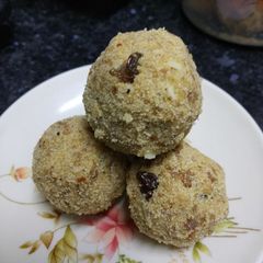 Multi Grain Laddoo A picture of Multi Grain Laddoo.