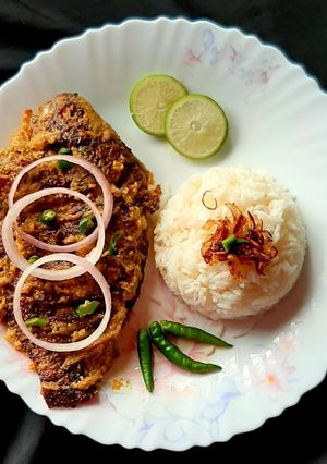 A picture of Tilapia in Mustard Sauce.
