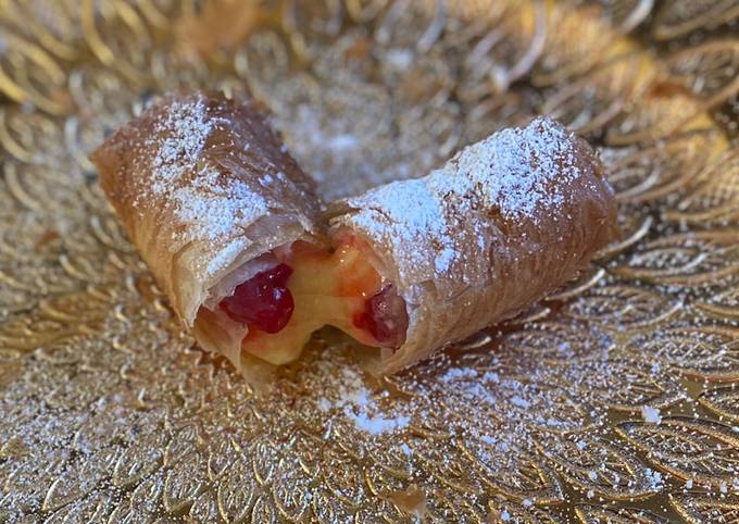 Cherry Cheesecake Phyllo Roll