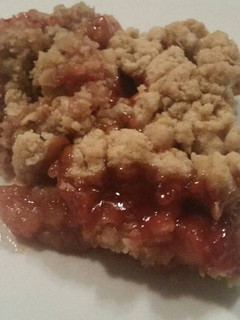 A picture of Strawberry Crumble.