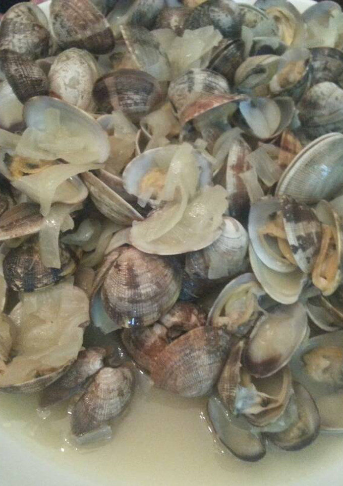 Una foto de Almejas a la marinera