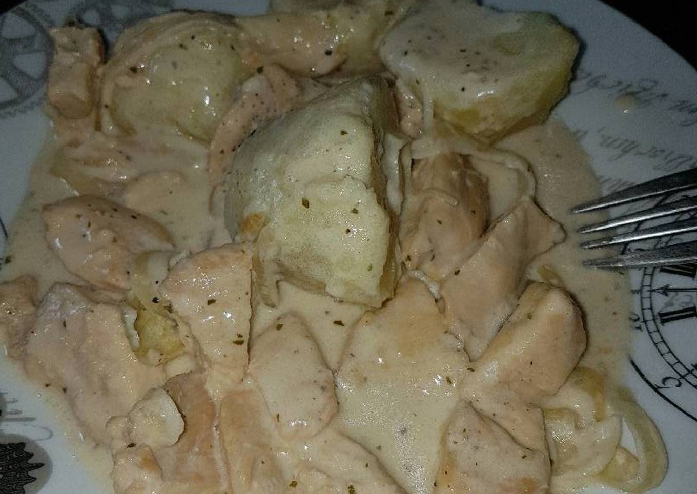 Pechuga con vino blanco y nata