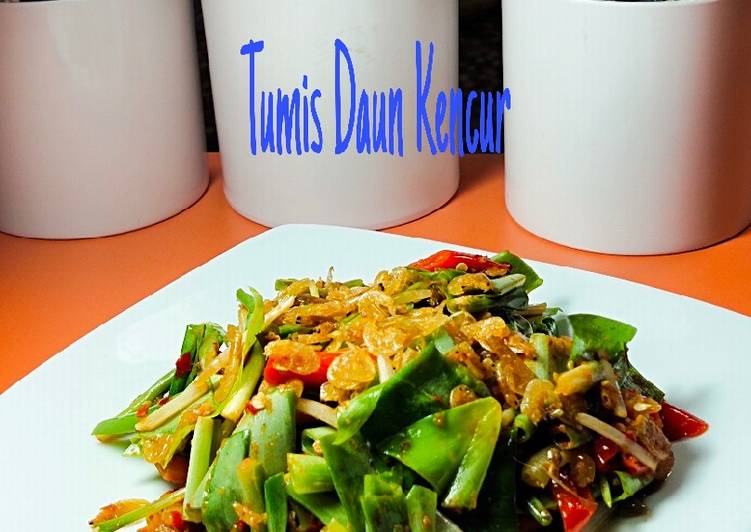 Tumis Daun Kencur