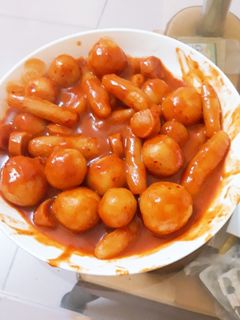 Hình của món Tteokbokki Hàn Quốc.