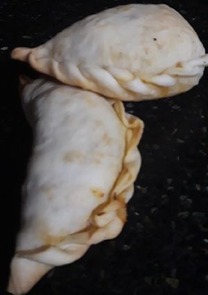Una foto de Empanadas de cebolla y choclo🌽