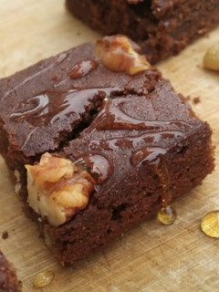 A picture of Walnut Ragi Brownie.