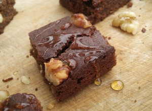 A picture of Walnut Ragi Brownie.