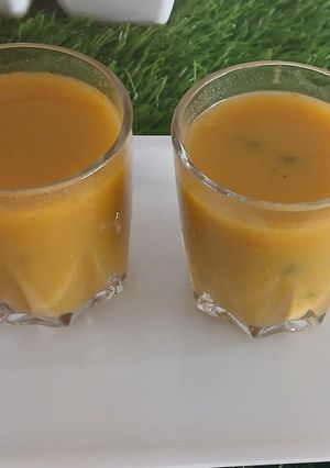 A picture of Drumstick vegetable soup.