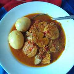 รูปของ Jengkol + telor kuah pedas