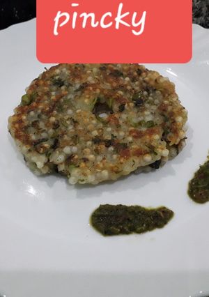 A picture of Sabudana thali peeth.