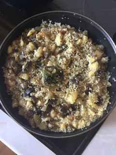 Una foto de Cuscús con verduras