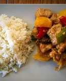 Carne y verdura con vinagre de arroz