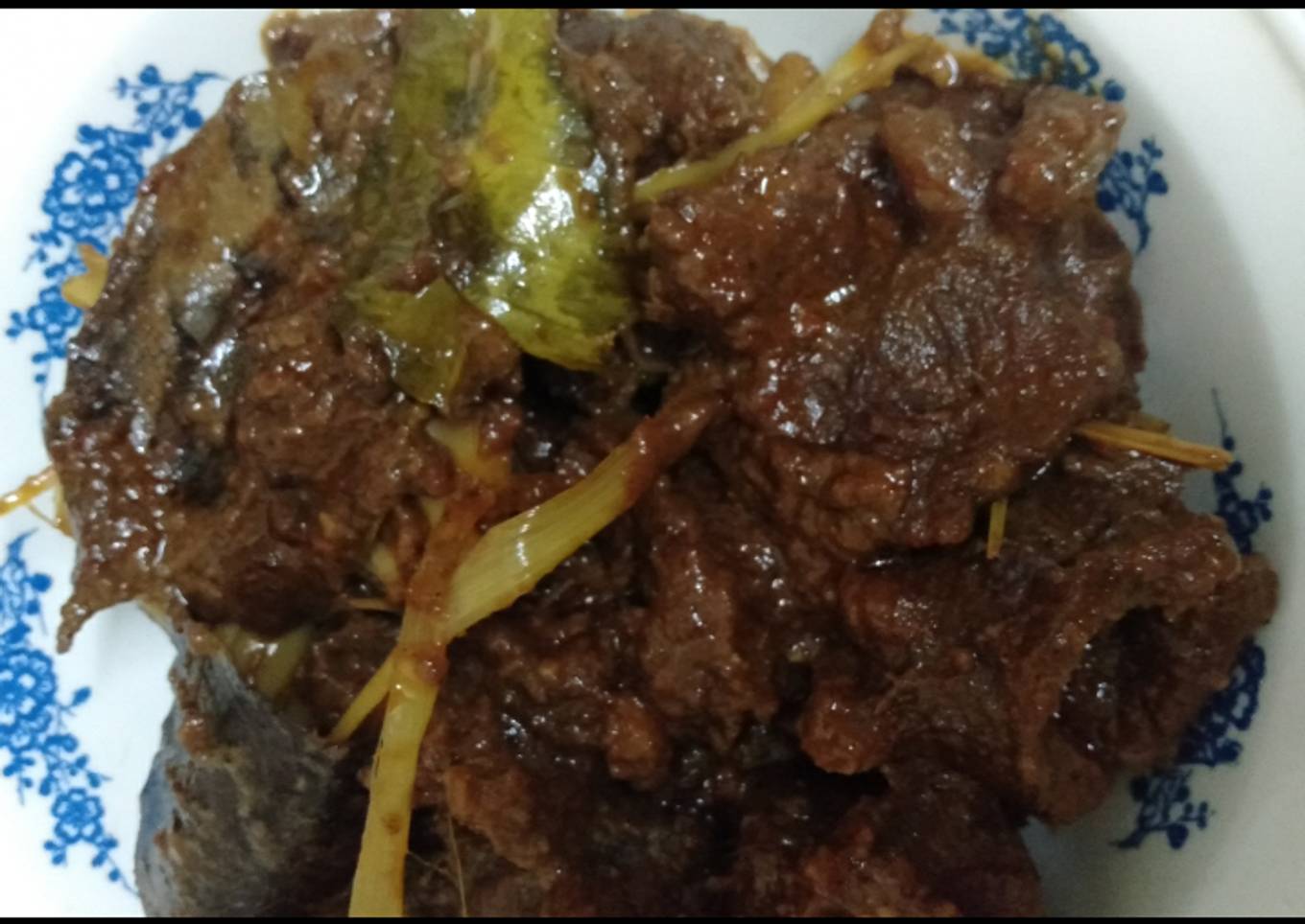 Rendang bumbu instan