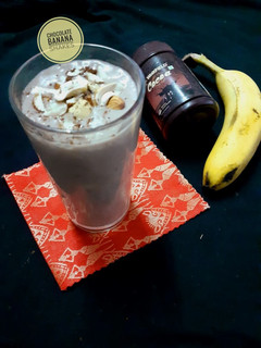 चॉकलेट बनाना शेक (Chocolate banana shake recipe in hindi) रेसिपी मुख्य फोटो
