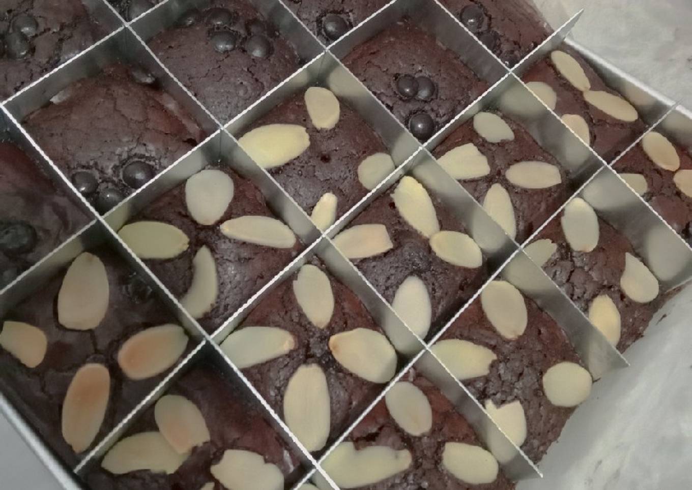 Brownies Panggang (garing diluar, nyoklat didalam)