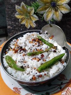 कर्ड राइस(curd rice recipe in Hindi) रेसिपी मुख्य फोटो